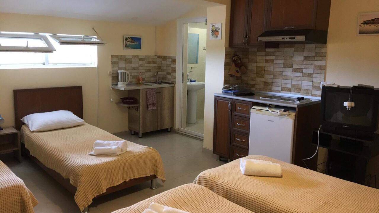 Фото  Kobuleti Beach Hotel Кобулети 9